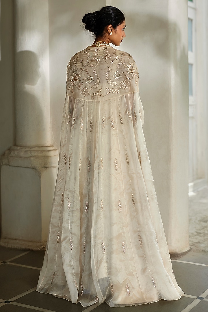 Ivory Jamawar Jacquard Wedding Anarkali With Cape by Paulmi & Harsh at Pernia's Pop Up Shop