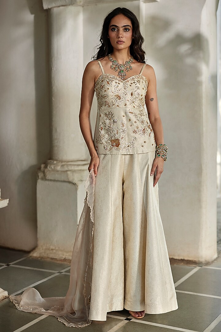 Ivory Jamawar Jacquard Hand Embroidered Kurta Set by Paulmi & Harsh at Pernia's Pop Up Shop
