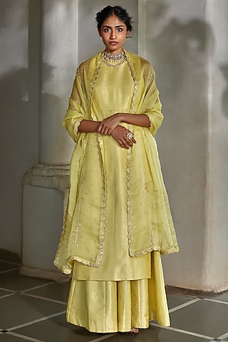 Lemon Yellow Jamawar Kurta Set by Paulmi & Harsh