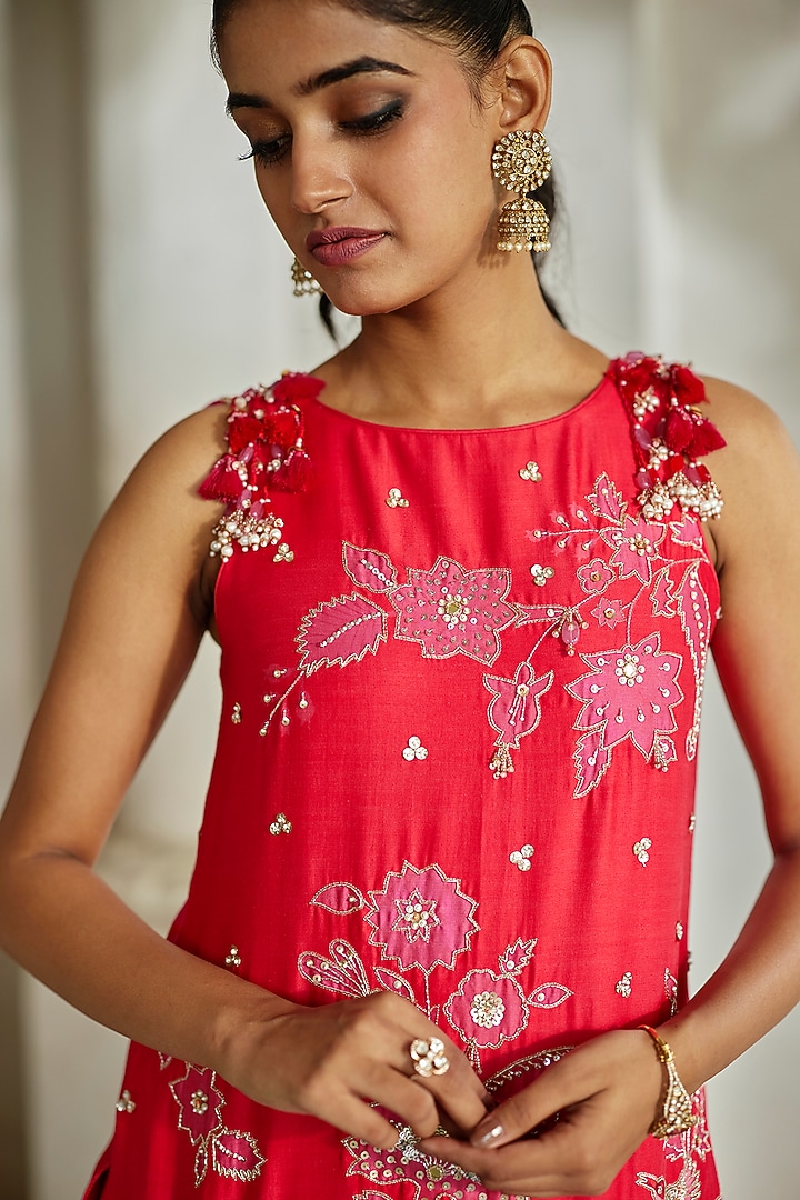 Red & Pink Chiniya Floral Printed Palazzo Pant Set by Paulmi & Harsh at Pernia's Pop Up Shop