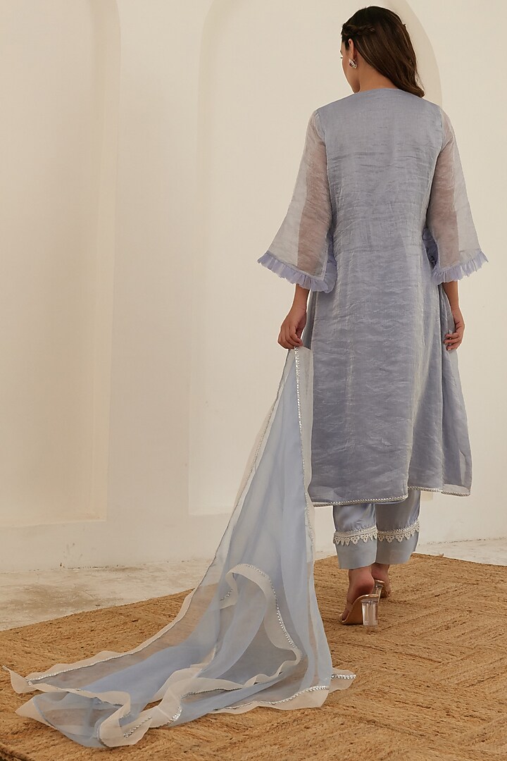 Blue Tissue Chanderi Embroidered Kurta Set by Pairaahan at Pernia's Pop Up Shop