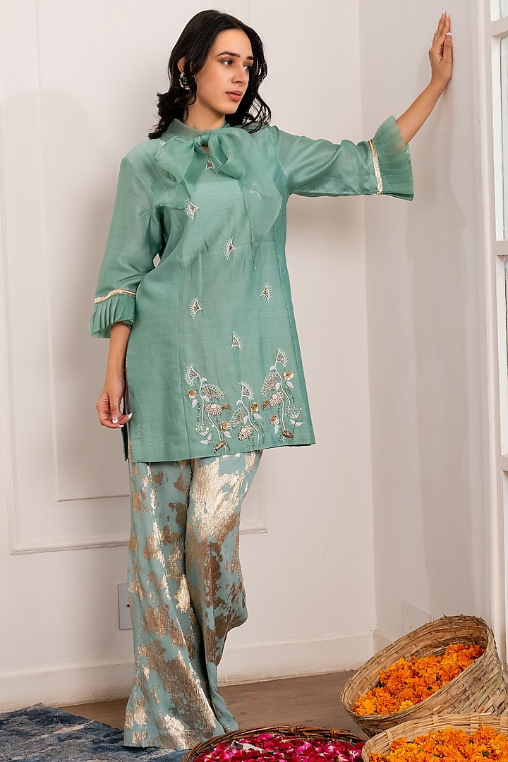 Teal Pure Chanderi Embroidered Kurta Set by Pairaahan