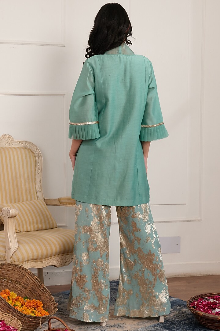 Teal Pure Chanderi Embroidered Kurta Set by Pairaahan at Pernia's Pop Up Shop