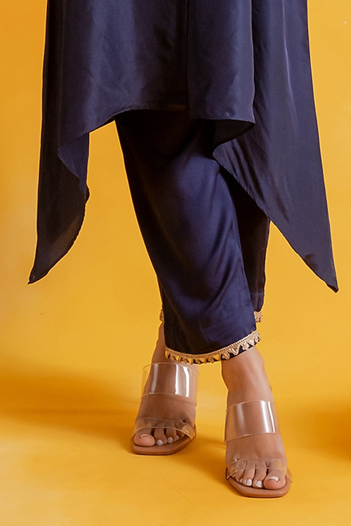 Blue Premium Silk Embroidered Kurta Set by Pairaahan at Pernia's Pop Up Shop