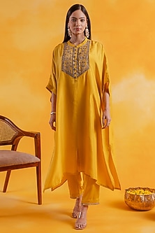 product-color-Yellow