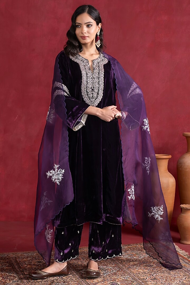 Purple Silk Velvet Embroidered Kurta Set by Pairaahan