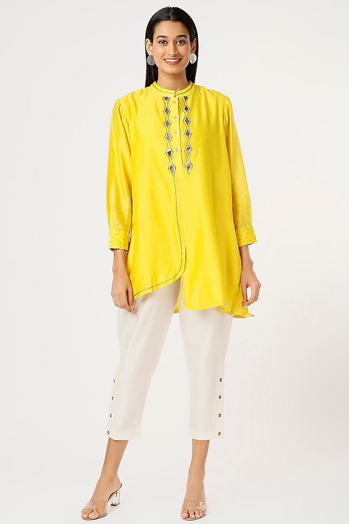 Off-White Button-Down Pant Set In Chanderi by Sandhya Shah