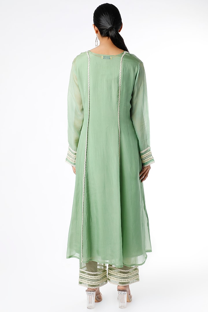 Pista Green Embellished Kurta Set by Sandhya Shah at Pernia's Pop Up Shop