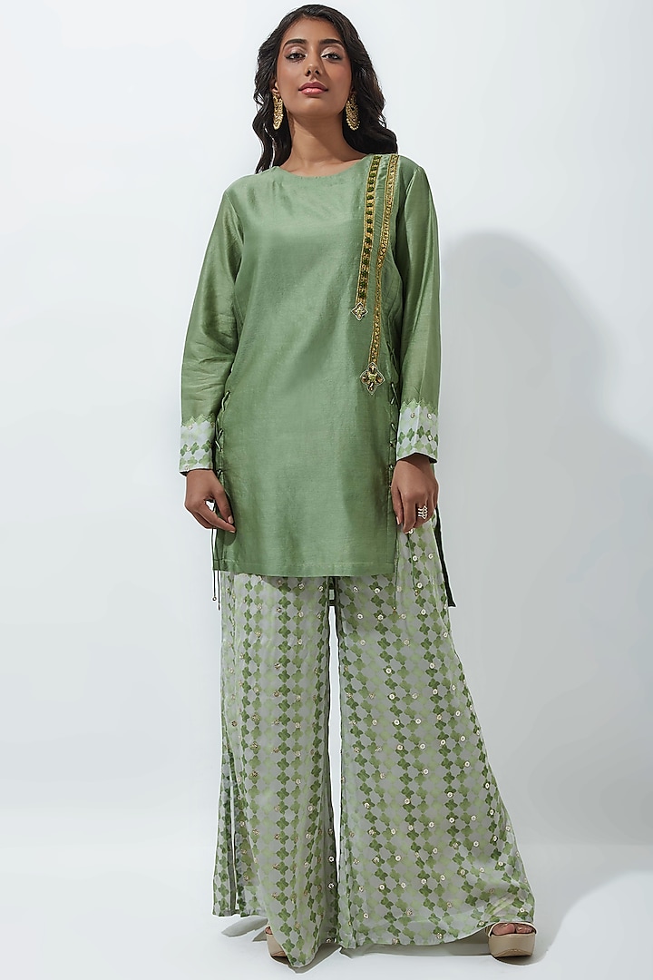 Sage Green Embroidered Kurta Set by Sandhya Shah