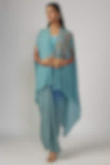 Blue Wrinkle Chinon Embroidered Fluid Cape Set by Sandhya Shah at Pernia's Pop Up Shop