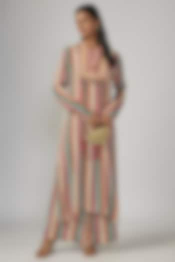 Ivory Crepe Mirror Embroidered Striped Kurta Set by Sandhya Shah at Pernia's Pop Up Shop