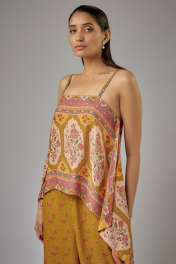 Mustard Double Georgette Floral Printed Co-Ord Set by Sandhya Shah at Pernia's Pop Up Shop