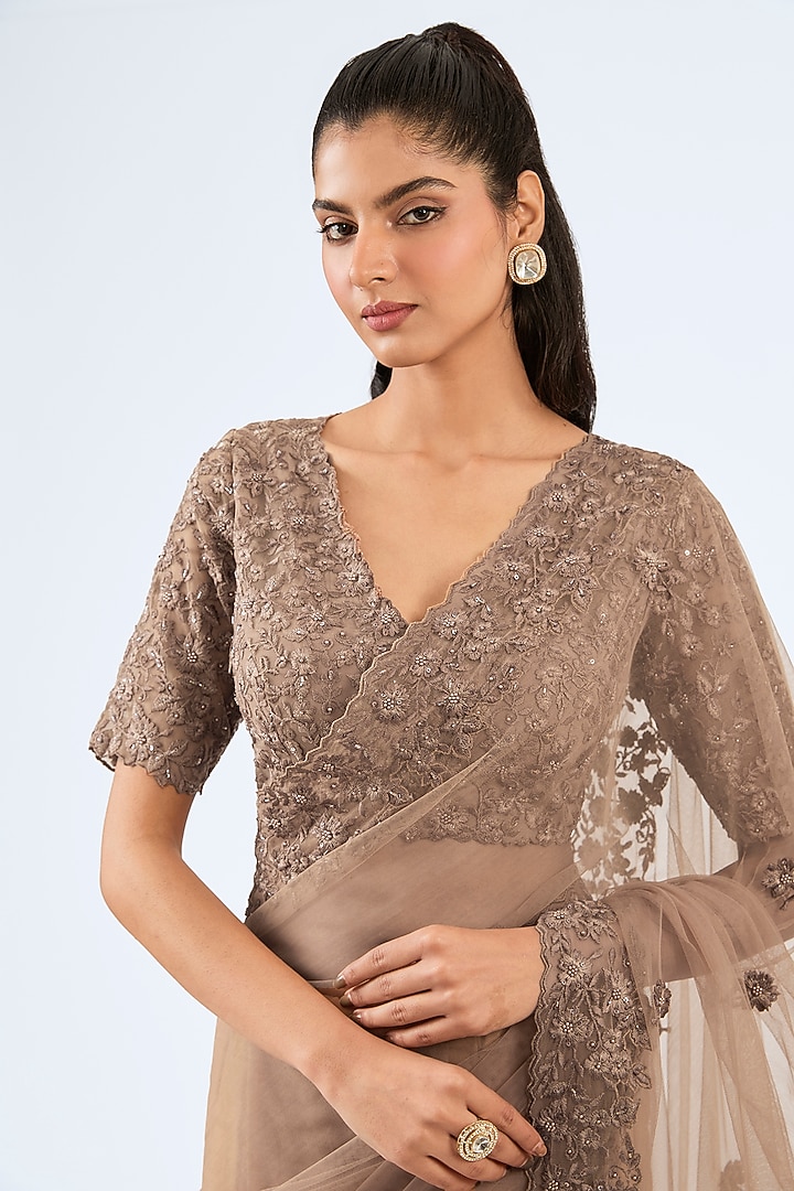 Peach Organza Resham Embroidered Wedding Saree Set by Pallavi Poddar (India) at Pernia's Pop Up Shop