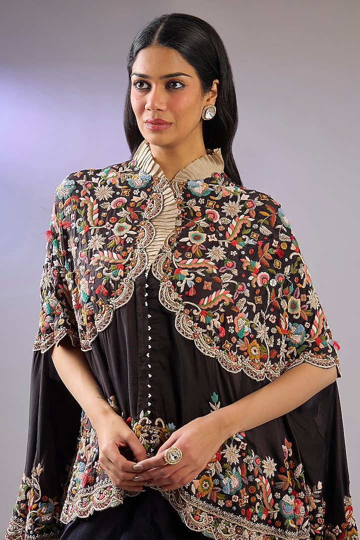 Black Dupion Resham & Zardosi Work Cape Set by Pallavi Poddar (India) at Pernia's Pop Up Shop