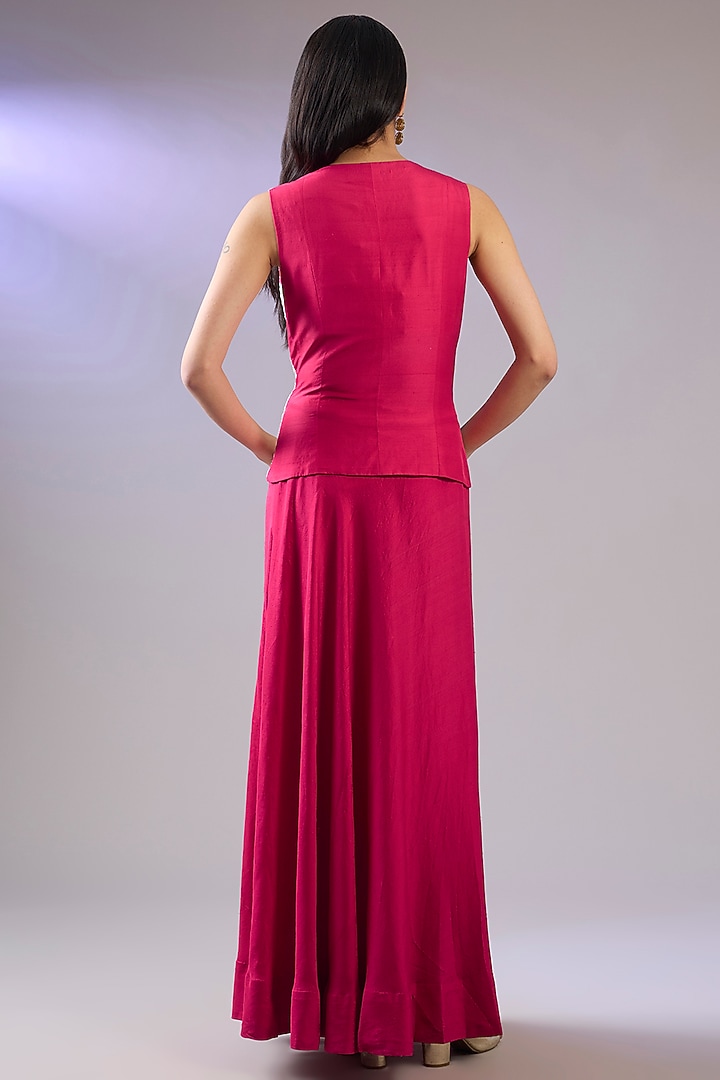Pink Organza Resham Embroidered Cape Set by Pallavi Poddar (India) at Pernia's Pop Up Shop