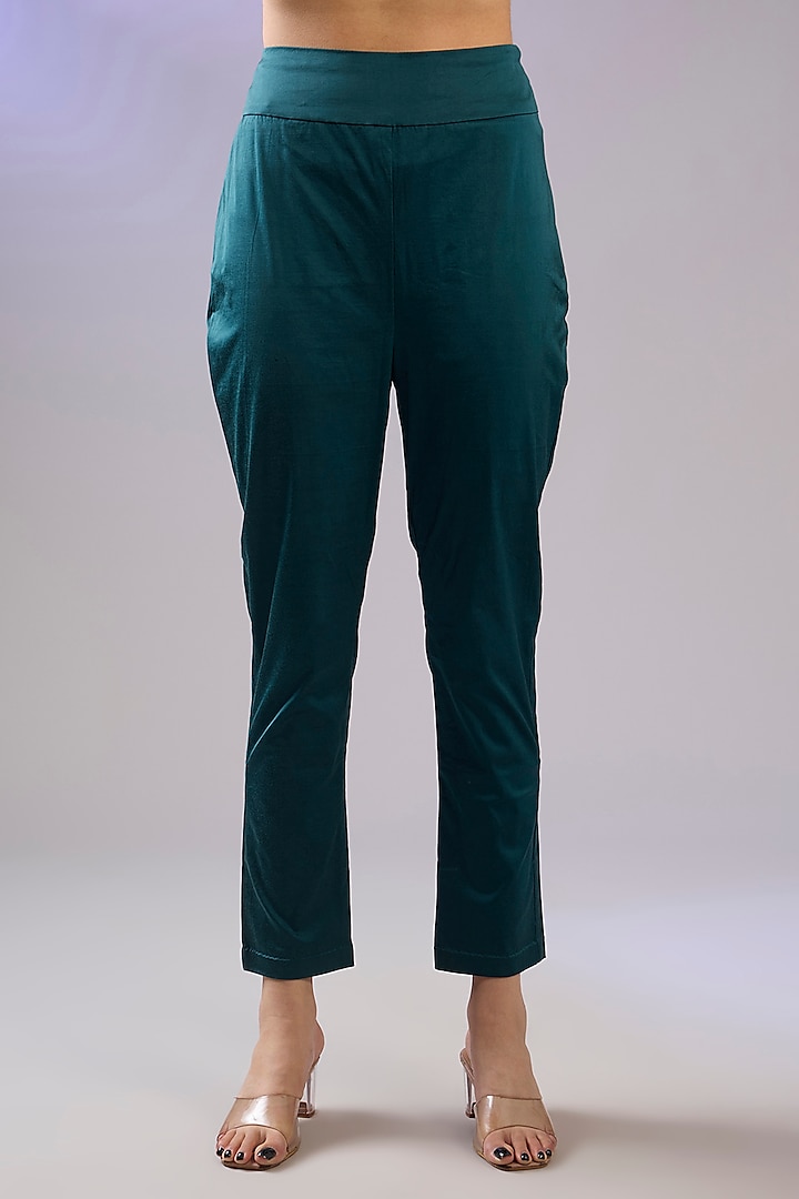 Green Dupion Silk Pearl Work Kurta Set by Pallavi Poddar (India) at Pernia's Pop Up Shop