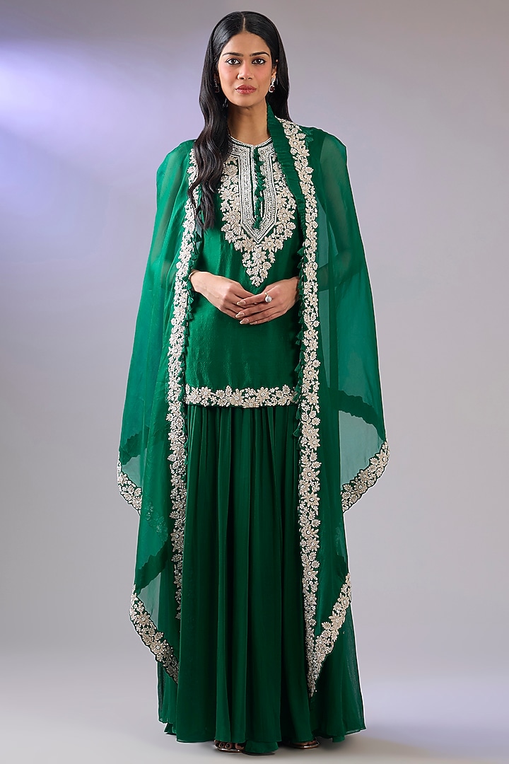 Green Dupion Silk Pearl Work Kurta Set by Pallavi Poddar (India) at Pernia's Pop Up Shop