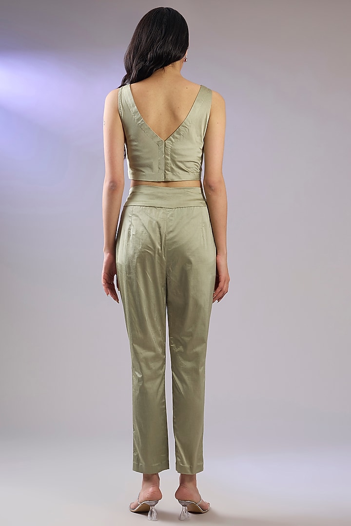 Green Sheer Net Dabka Work Jacket Set by Pallavi Poddar (India) at Pernia's Pop Up Shop