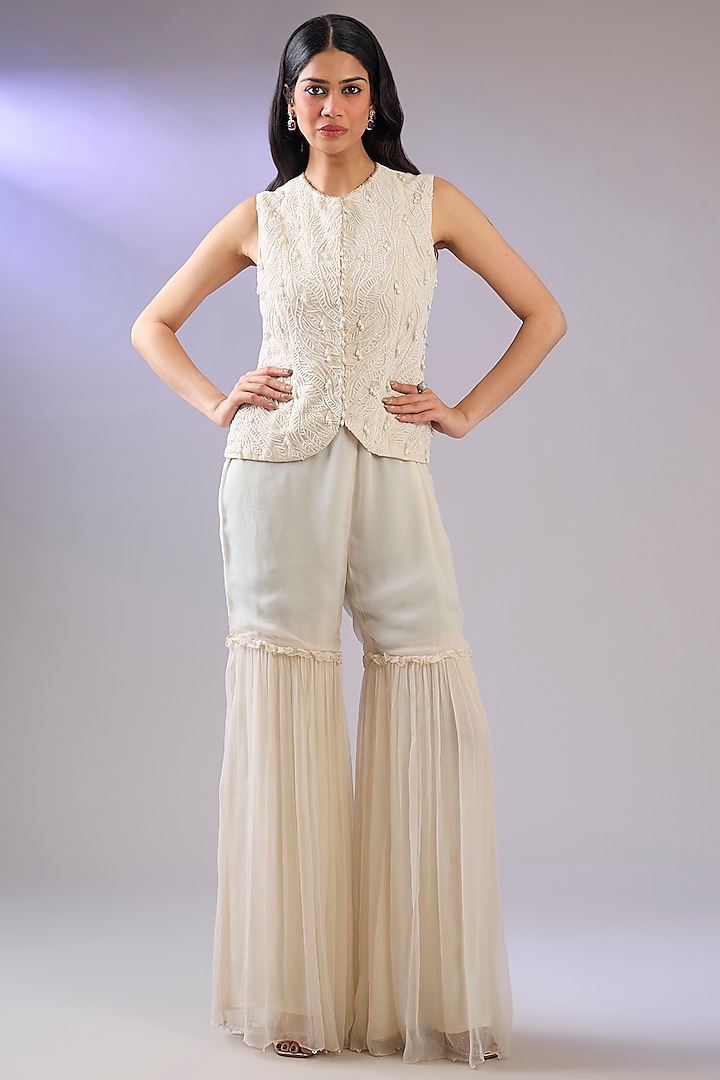 Ivory Organza & Chiffon Embroidered Cape Set by Pallavi Poddar (India) at Pernia's Pop Up Shop