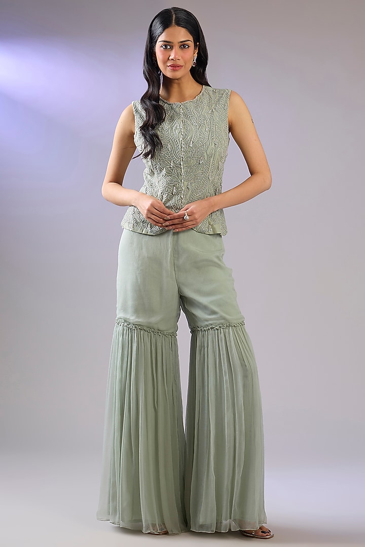 Green Organza & Chiffon Embroidered Cape Set by Pallavi Poddar (India) at Pernia's Pop Up Shop