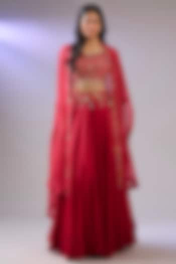 Red Organza Gota Patti Work Cape Set by Pallavi Poddar (India) at Pernia's Pop Up Shop