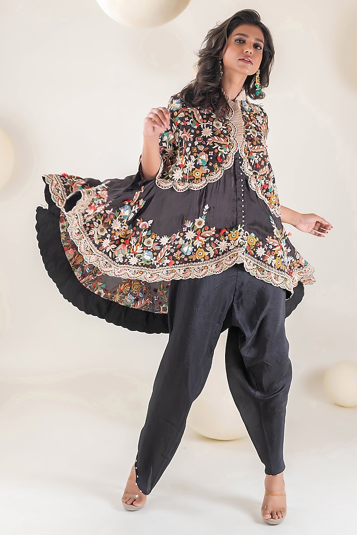 Black Dupion Floral Resham & Zardosi Embroidered Cape Set by Pallavi Poddar (India) at Pernia's Pop Up Shop