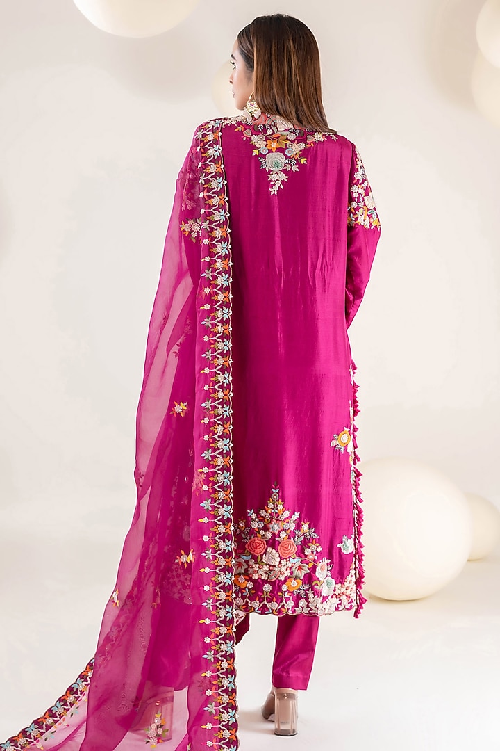 Rani Dupion Zardosi Embroidered Kurta Set by Pallavi Poddar (India) at Pernia's Pop Up Shop