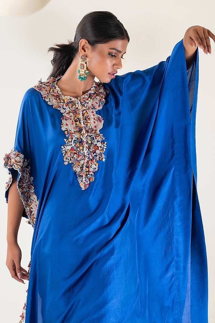 Royal Blue Dupion Resham & Zardosi Embroidered Kaftan Set by Pallavi Poddar (India) at Pernia's Pop Up Shop