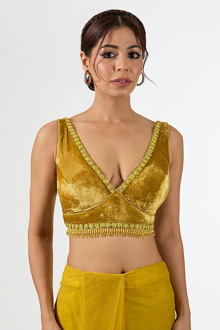 Mustard Net Resham Tikki Embroidered Draped Wedding Saree Set by Pallavi Poddar (India) at Pernia's Pop Up Shop