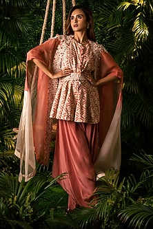 product-color-Blush Pink