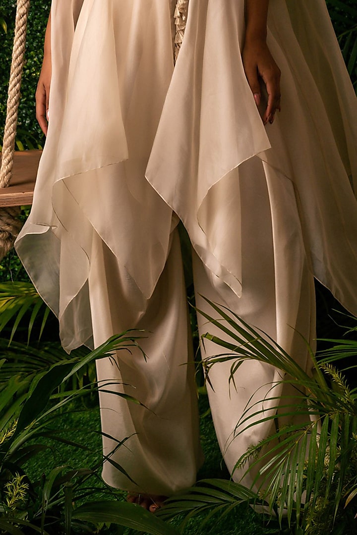 Ivory Dupion & Organza Embroidered Tunic Set by Pallavi Poddar (India) at Pernia's Pop Up Shop