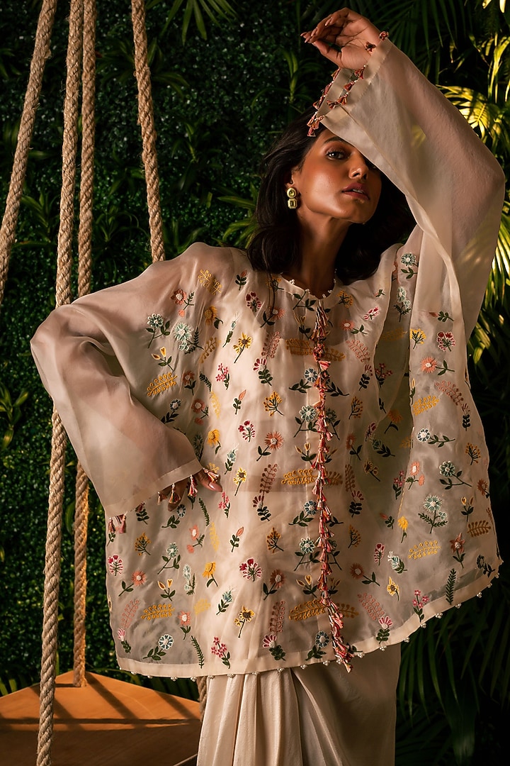 Ivory Dupion & Organza Pre-Draped Skirt Set by Pallavi Poddar (India) at Pernia's Pop Up Shop