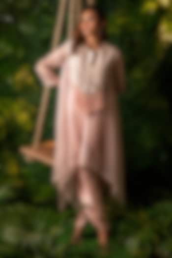 Pink Dupion & Organza Embroidered Tunic Set by Pallavi Poddar (India) at Pernia's Pop Up Shop