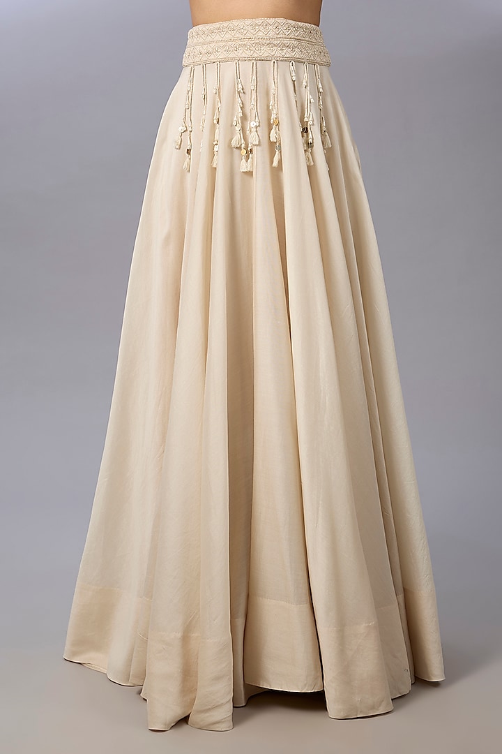 Ivory Chanderi Wedding Lehenga Set by Pallavi Poddar (India) at Pernia's Pop Up Shop