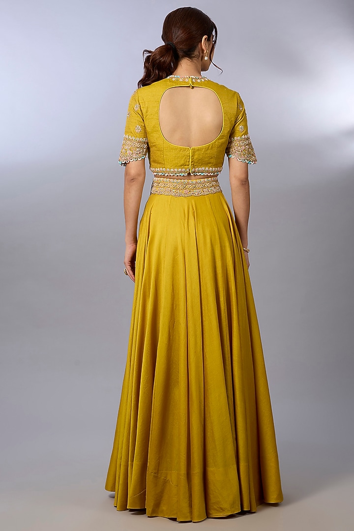 Mustard Yellow Chanderi Wedding Lehenga Set by Pallavi Poddar (India) at Pernia's Pop Up Shop