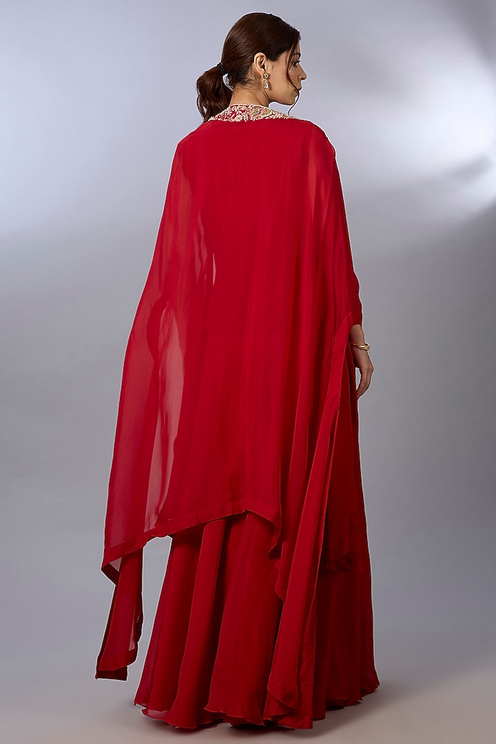 Red Organza Embroidered Cape Set by Pallavi Poddar (India) at Pernia's Pop Up Shop