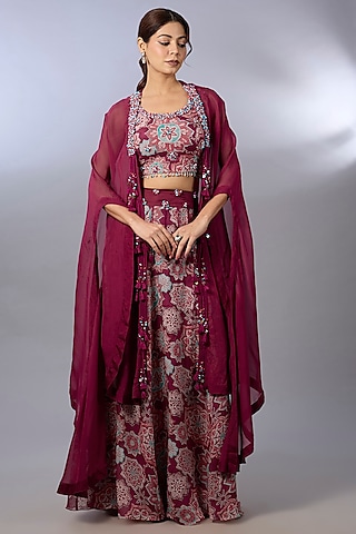 Wine Organza Printed Cape Set by Pallavi Poddar (India)