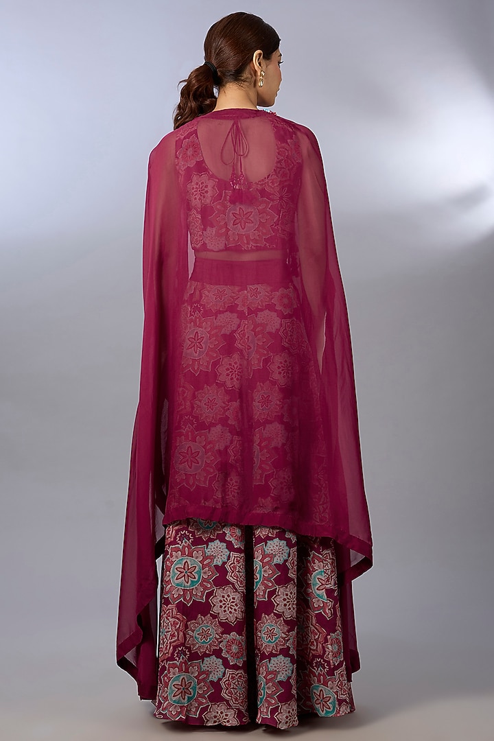 Wine Organza Printed Cape Set by Pallavi Poddar (India) at Pernia's Pop Up Shop
