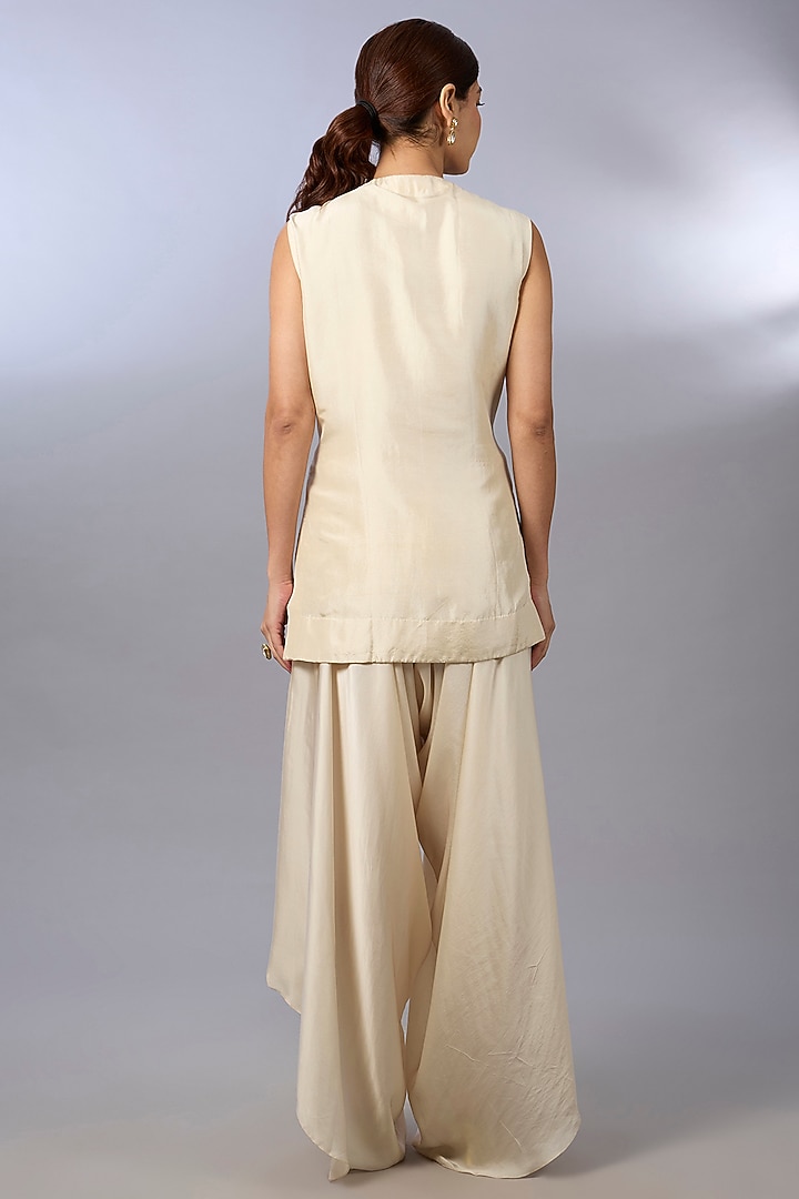 Ivory Dupion Zardosi Work Cape Set by Pallavi Poddar (India) at Pernia's Pop Up Shop