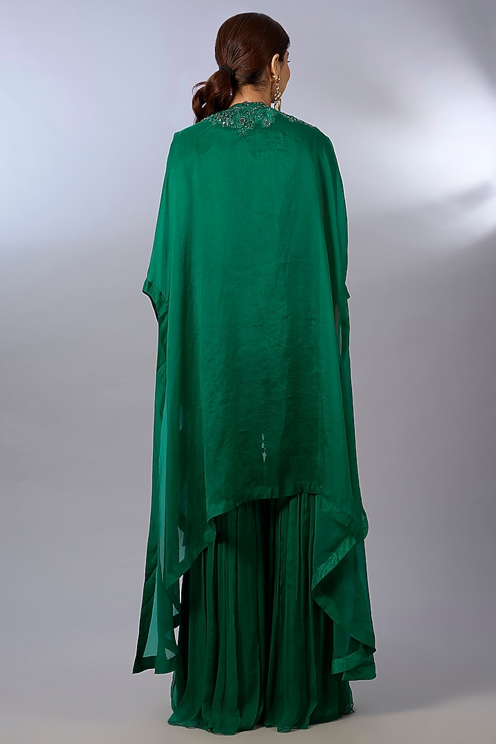 Emerald Green Organza & Chiffon Embroidered Cape Set by Pallavi Poddar (India) at Pernia's Pop Up Shop