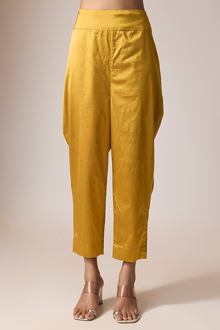 Mustard Organza Kaftan Set by Pallavi Poddar (India) at Pernia's Pop Up Shop