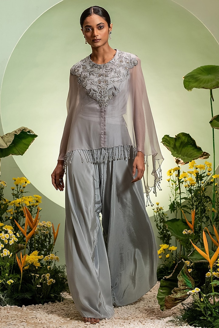 Grey Organza Satin Cutdana Embroidered Cape Set by Pallavi Poddar (India) at Pernia's Pop Up Shop