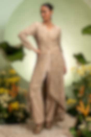 Gold Net & Satin Cutdana Embroidered Jacket Set by Pallavi Poddar (India) at Pernia's Pop Up Shop