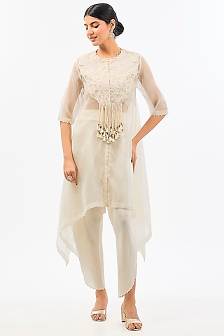 Ivory Cape Dupion & Organza Pearl Work Cape Set by Pallavi Poddar (India)