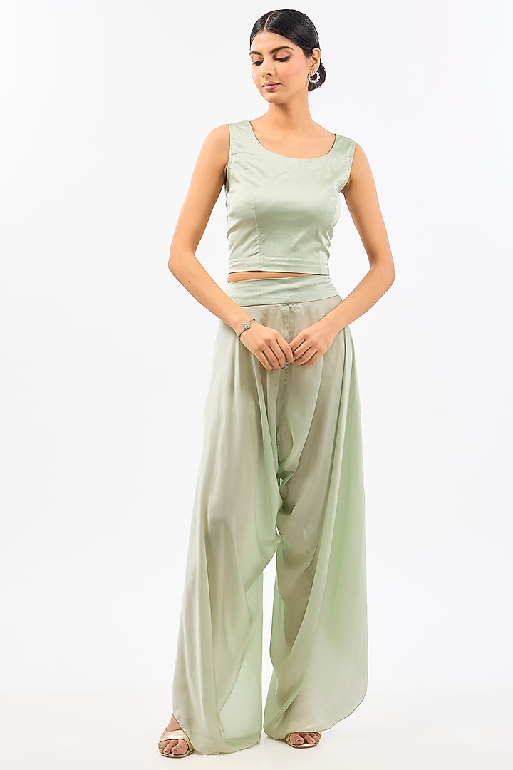 Green Cape Dupion & Organza Pearl Work Cape Set by Pallavi Poddar (India) at Pernia's Pop Up Shop