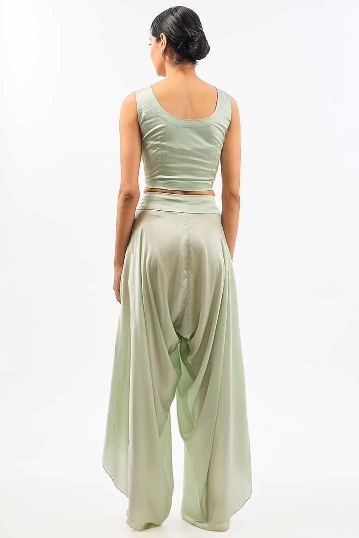 Green Cape Dupion & Organza Pearl Work Cape Set by Pallavi Poddar (India) at Pernia's Pop Up Shop