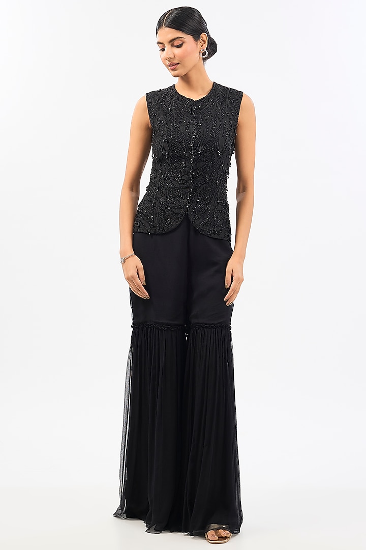 Black Organza Embroidered Cape Set by Pallavi Poddar (India) at Pernia's Pop Up Shop