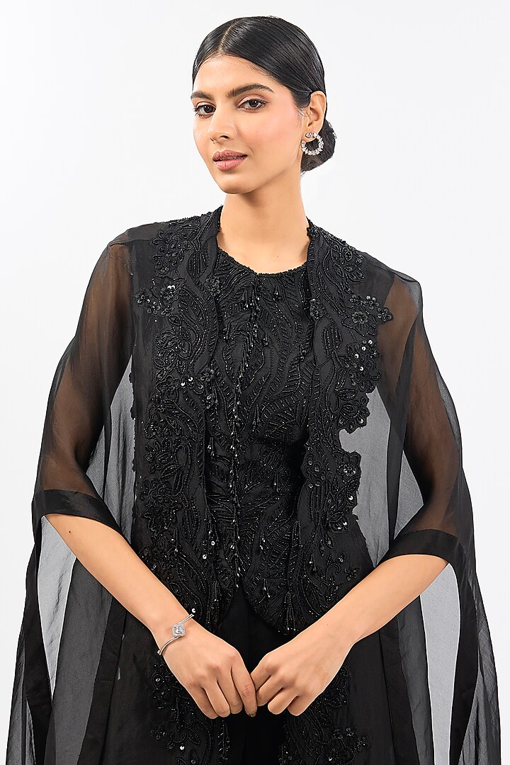 Black Organza Embroidered Cape Set by Pallavi Poddar (India) at Pernia's Pop Up Shop