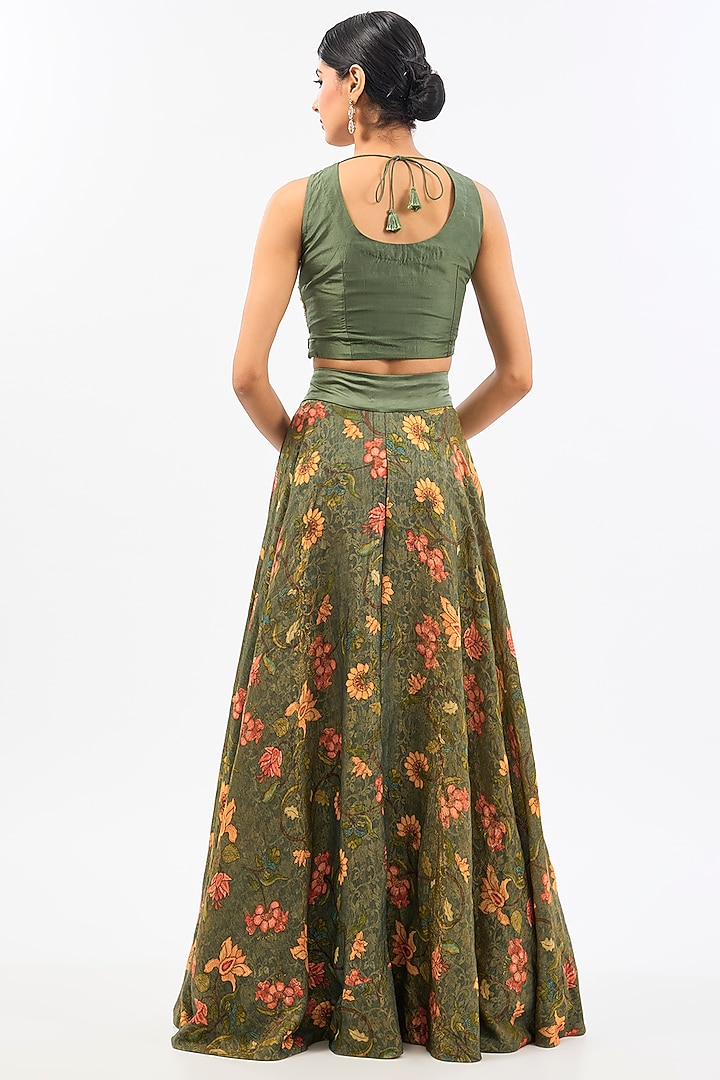 Green Chanderi Printed Skirt Set by Pallavi Poddar (India) at Pernia's Pop Up Shop