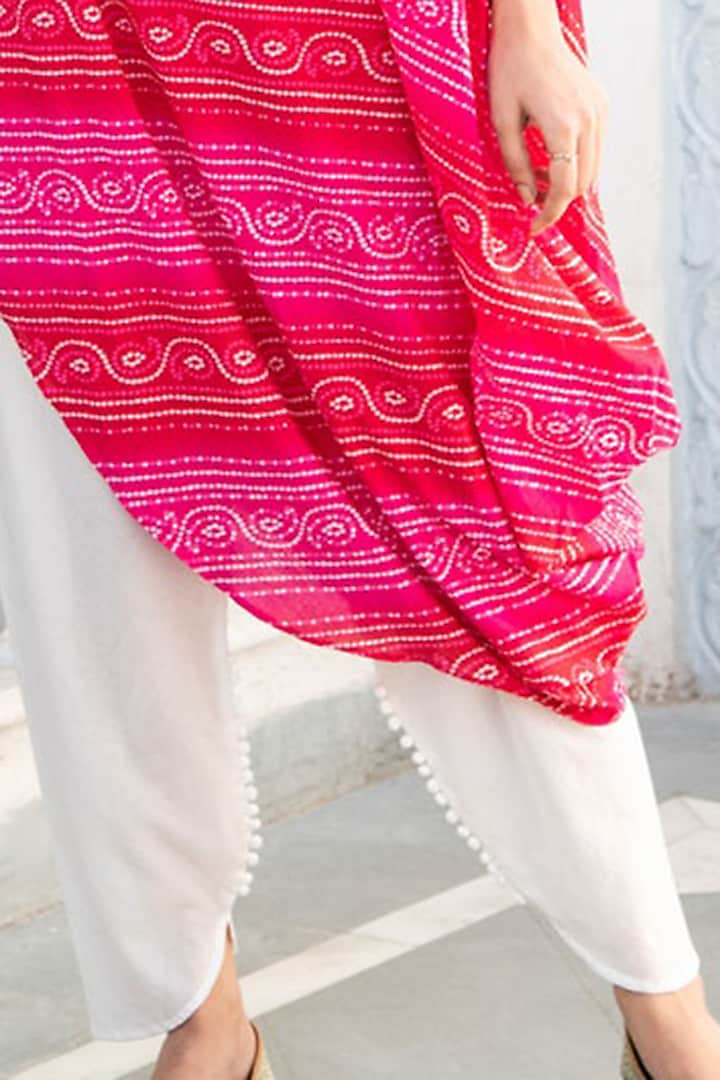 Pink Bandhani Cowl Kurta Set by Palak & Mehak at Pernia's Pop Up Shop
